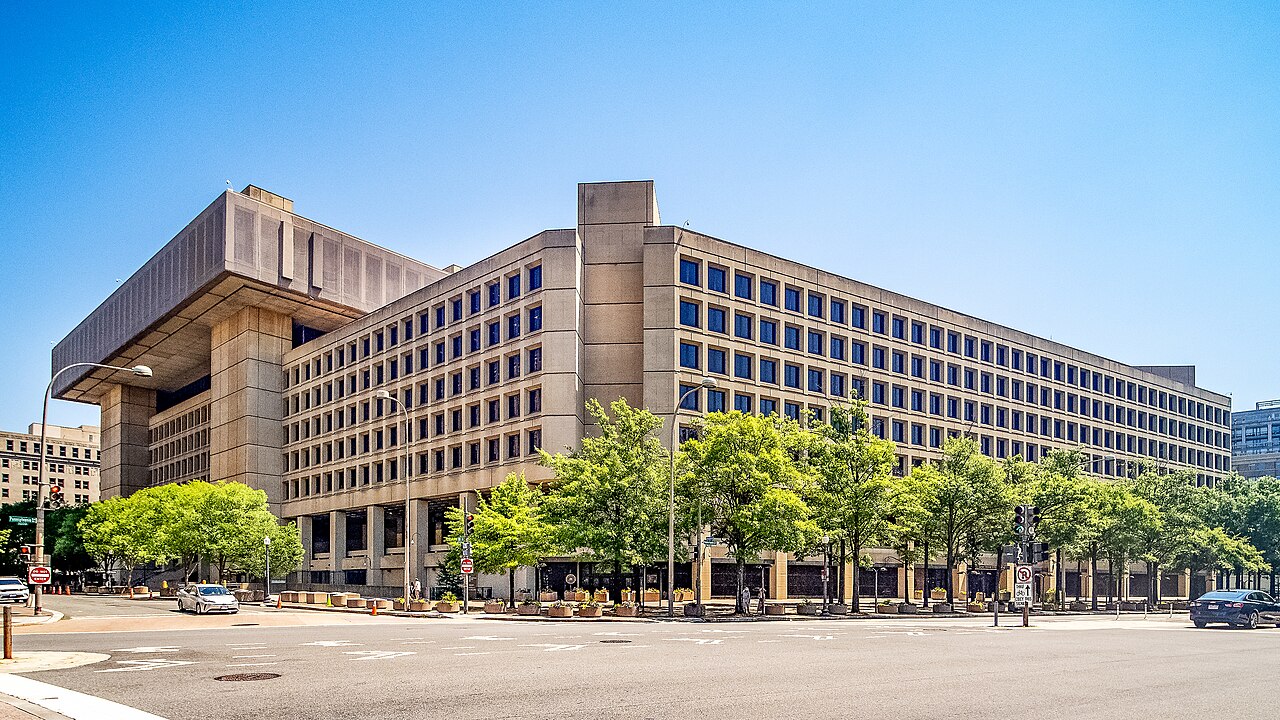 FBI-ın "Ən Çox Axtarılanlar" siyahısı necə yaranıb?